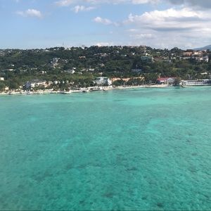 Meet your Posher, Tonia